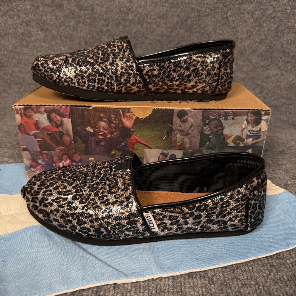Toms Size W7.5 Classic Panthera Slip On Shoes Brown Leopard Animal Print Sequin